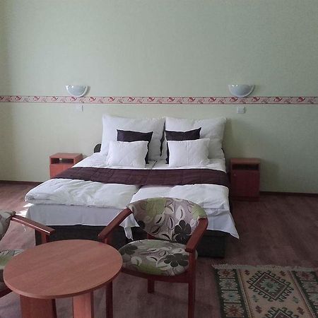 Reka Vendeghaz Hotel Токай Екстериор снимка