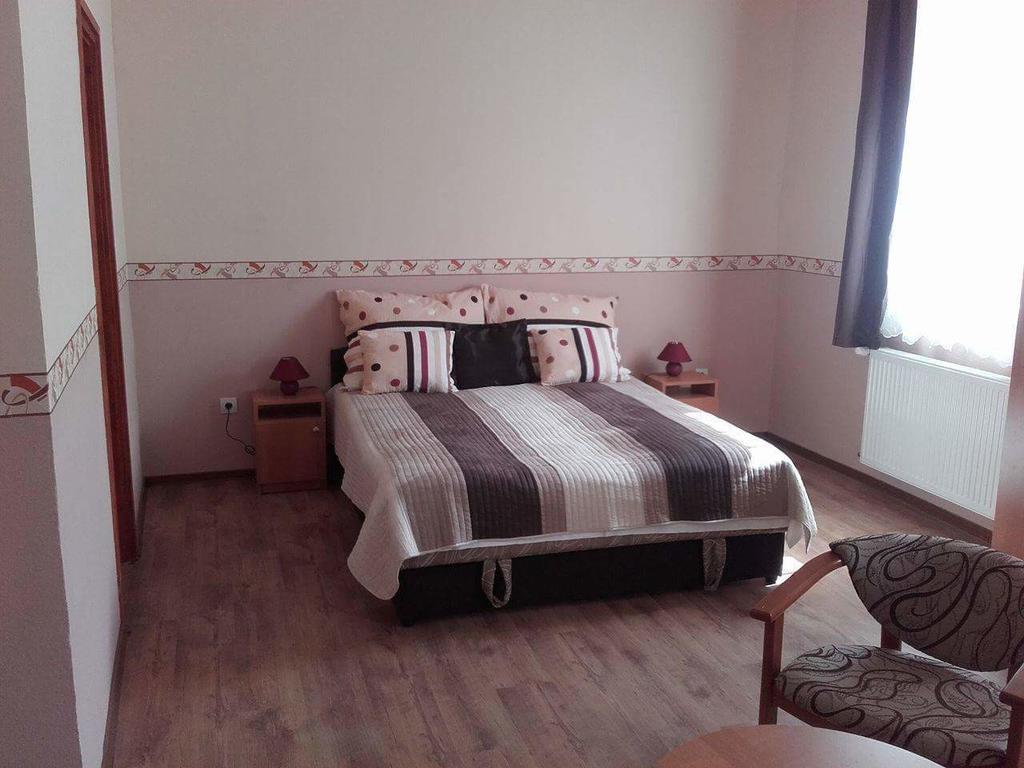Reka Vendeghaz Hotel Токай Екстериор снимка